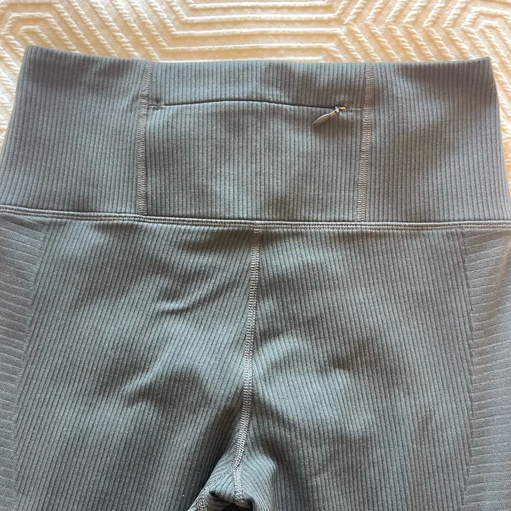 Adidas Energy Running Climaheat Grey Black Leggings Size Medium - Picture 10 of 11